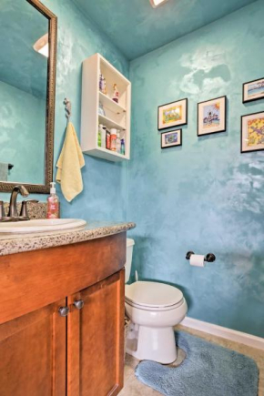 Vibrant Pacific Beach Townhome -10 Min Walk to Bay